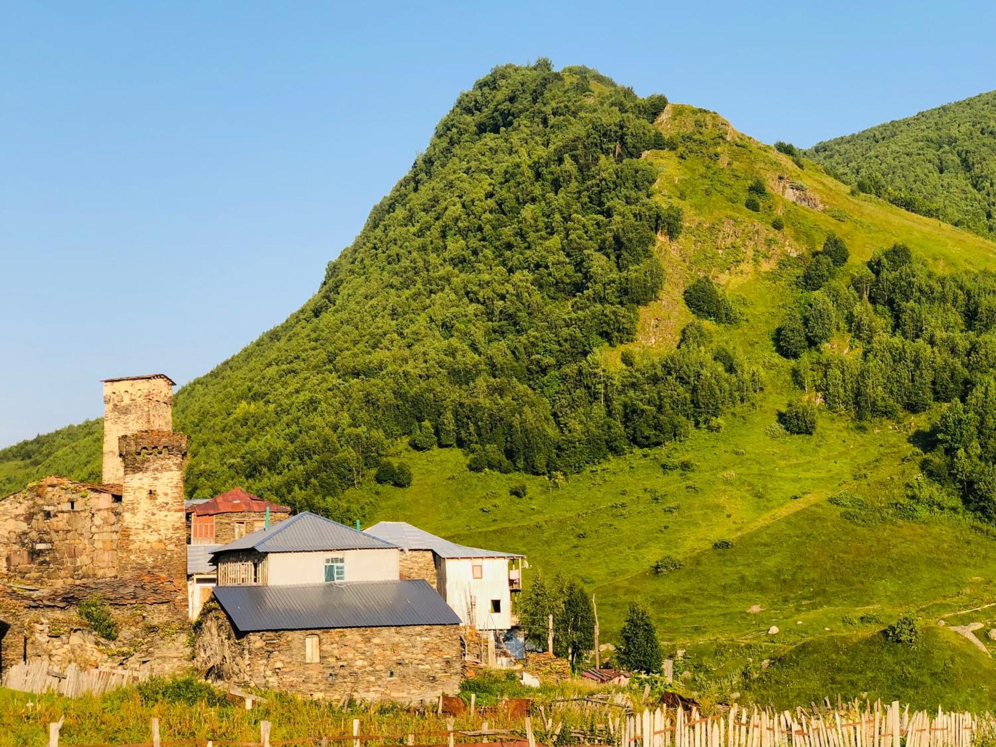 Ela Hotel Ushguli Exterior photo